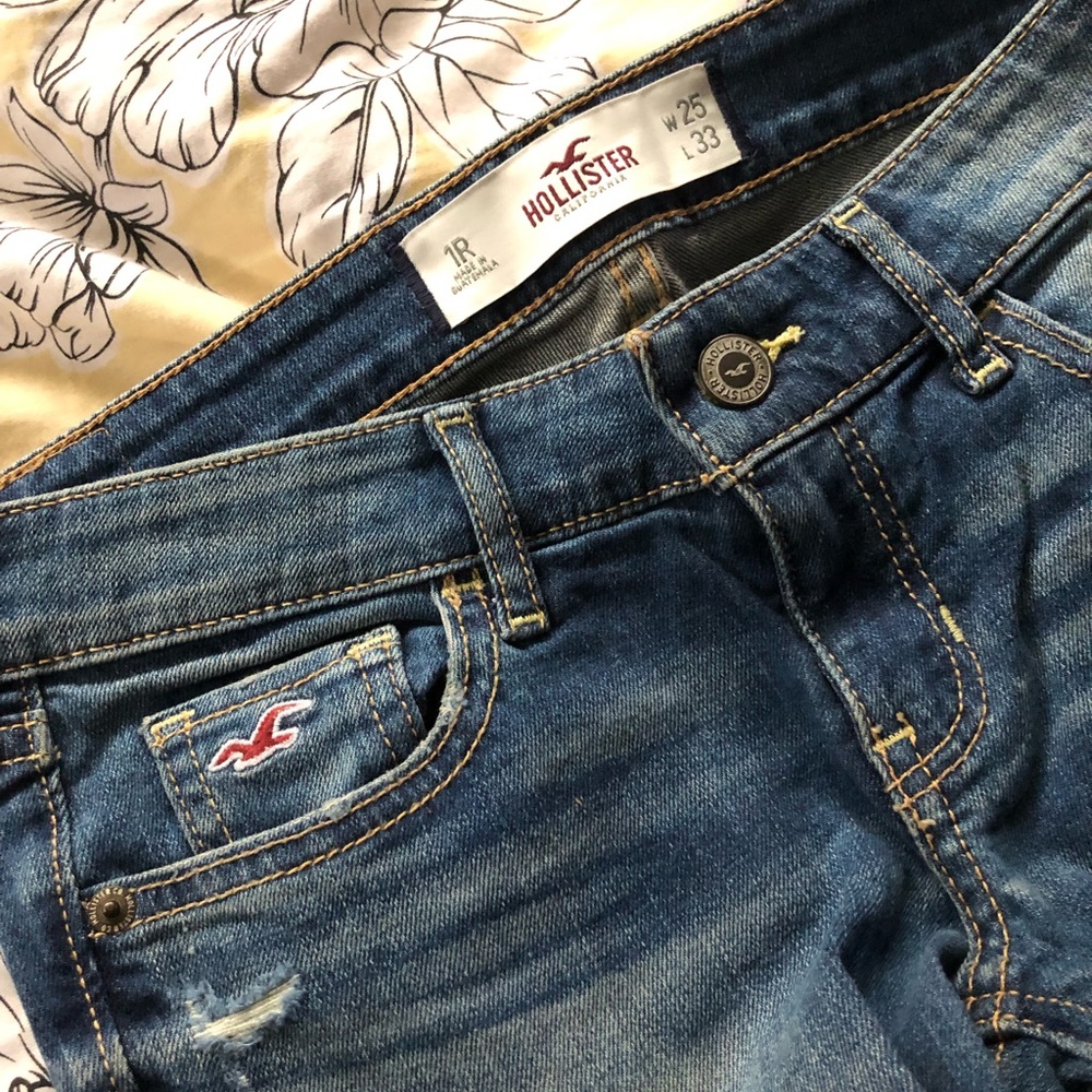 Hollister jeans